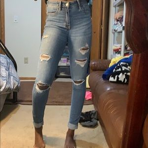Hollister jeans